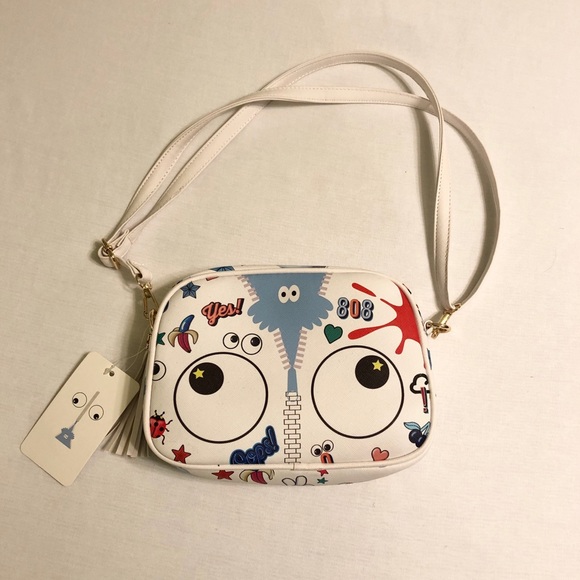 Handbags - NWT Fun Print Zipper Crossbody Bag - Tassel